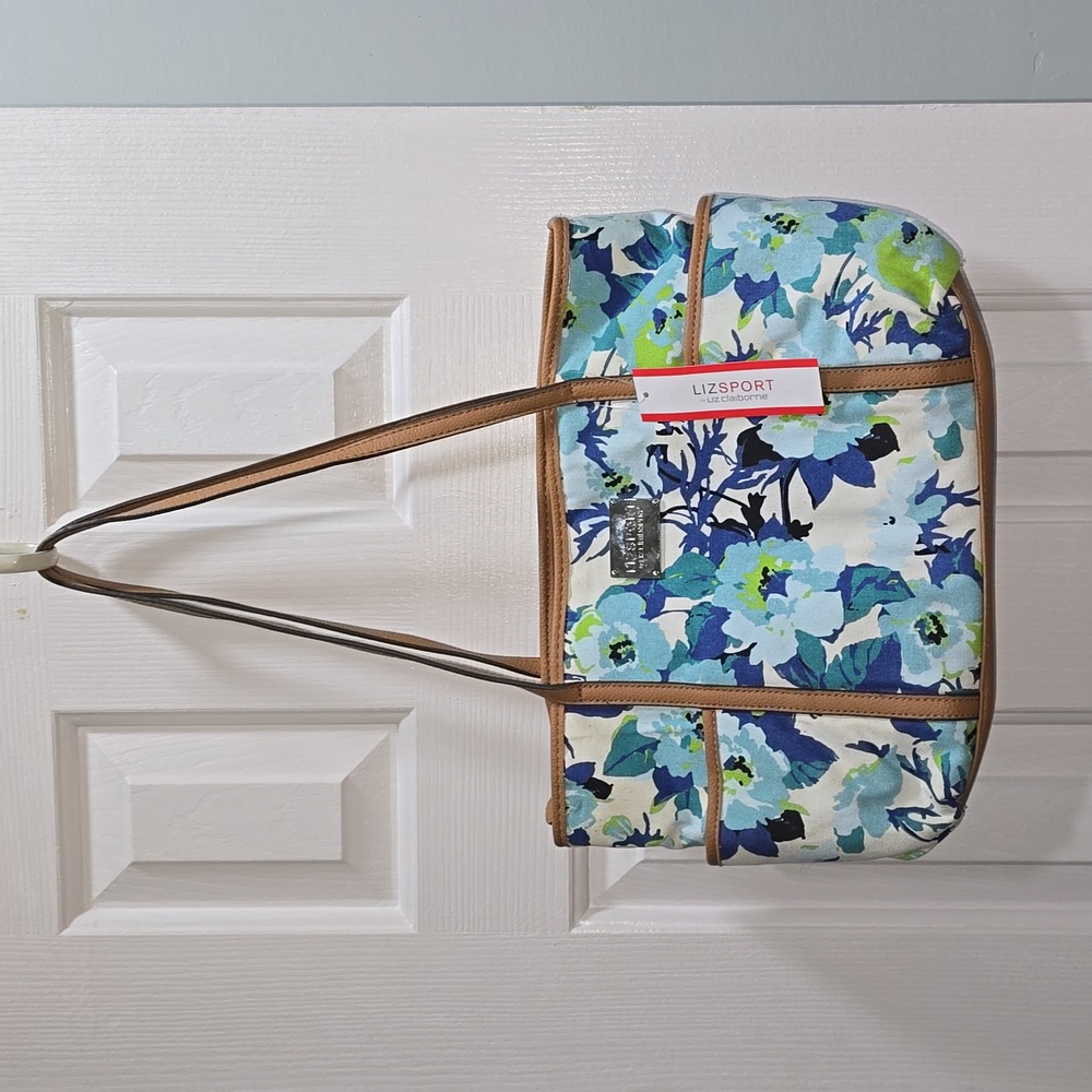 Blue & White Floral Print Purse - Picture 2 of 16